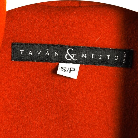 Tavan & Mitto Red Wool Shawl Collar Kimono-Sleeve Midi Coat - Picture 8 of 9